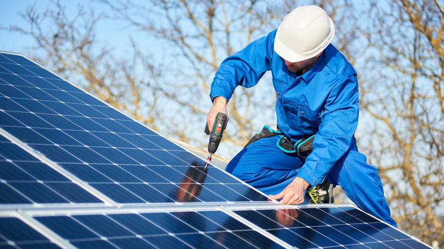 How to Find the Right Solar Panel Installer for Your Home?